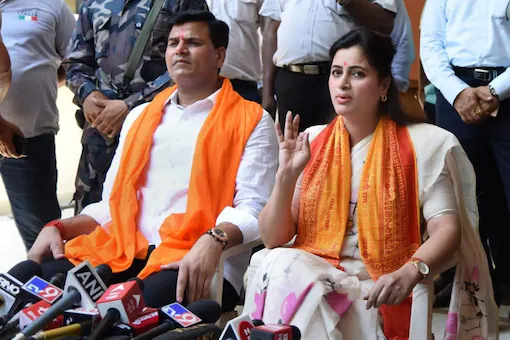 अखेर राणा दाम्पत्याला जामीन मंजूर