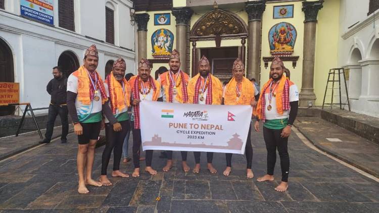 मराठा वॉरीअर्सची पुणे ते नेपाळ सायकल मोहीम फत्ते, अवघ्या १८ दिवसात पुर्ण…